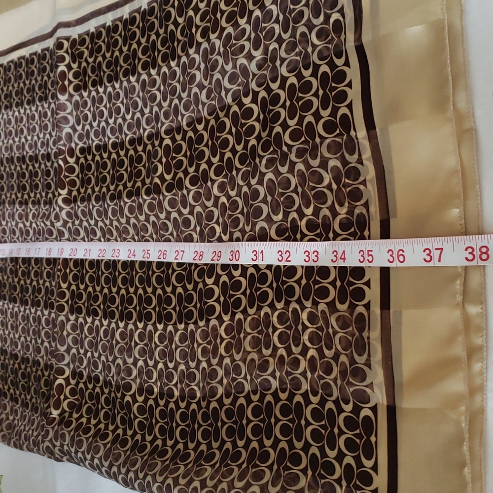 Coach - Picture 6 of 8